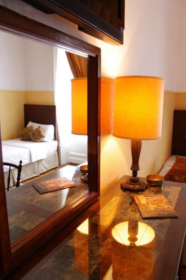 Philip House Hotel Alessandria Camera foto